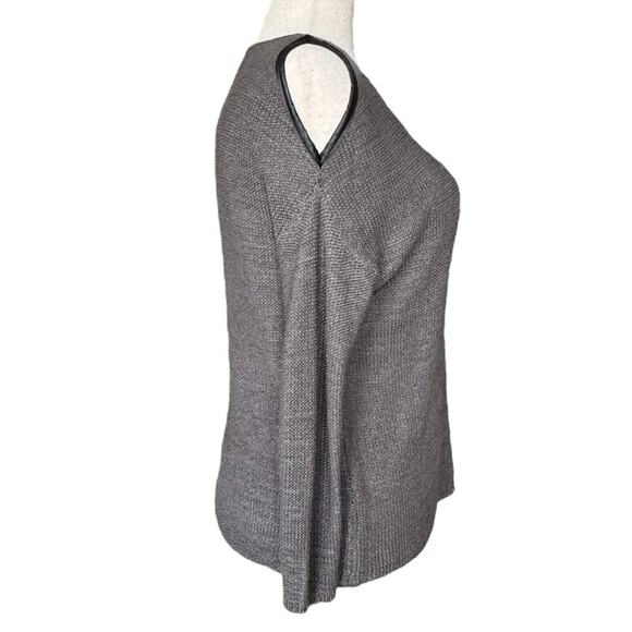 Daytrip Cold Shoulder Sweater Charcoal Gray, Women’s XS - Picture 3 of 7
